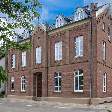 Seen-Apartment Im Herrenhaus Rheinblick Xanten Bagian luar foto