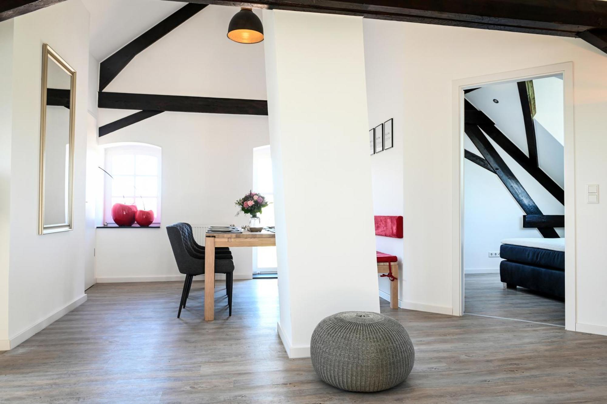 Seen-Apartment Im Herrenhaus Rheinblick Xanten Bagian luar foto